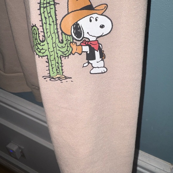 Snoopy Beige Zip-Up Hoodie with Embroidery - Picture 5 of 5